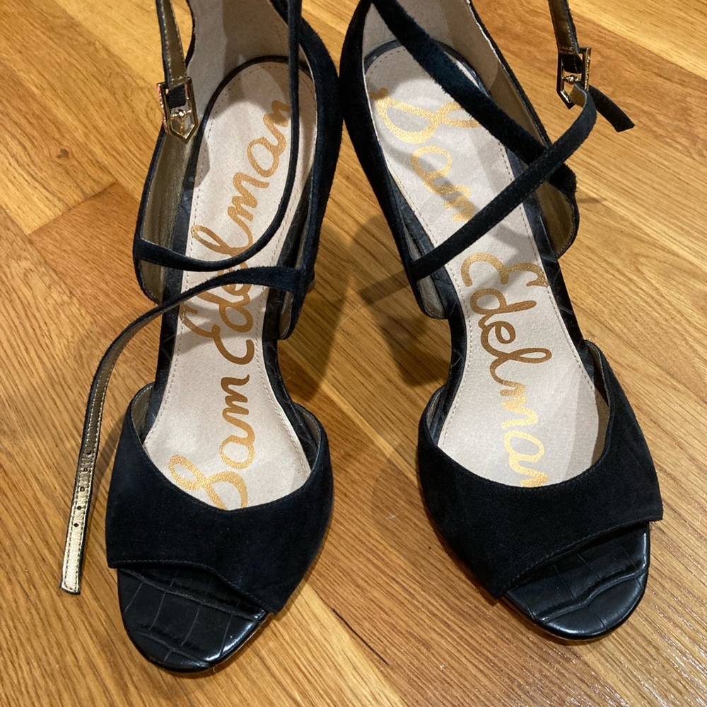 Sam Edelman pumps